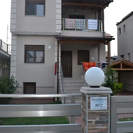 Villa αmalia Lux Vrasná