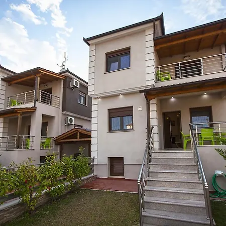 Βίλα αmalia Lux Βρασνά